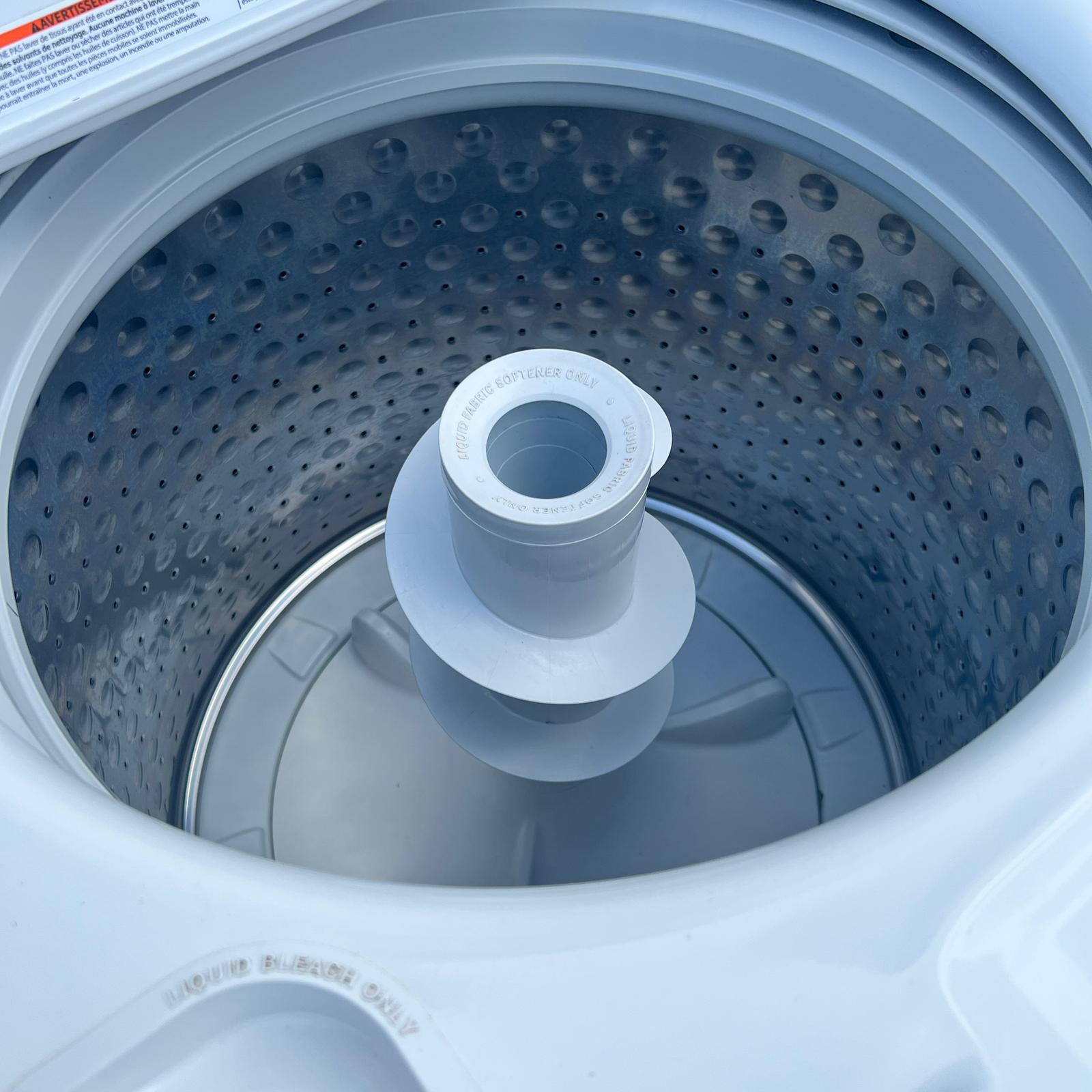 GE Washer and Dryer Set. GE Washer and Dryer Set.
